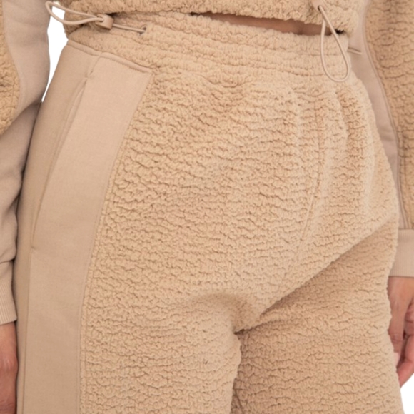 189. Women's Tan Sherpa Sweats Set Crop Hoodie Sweatpants NWT - Picture 4 of 6